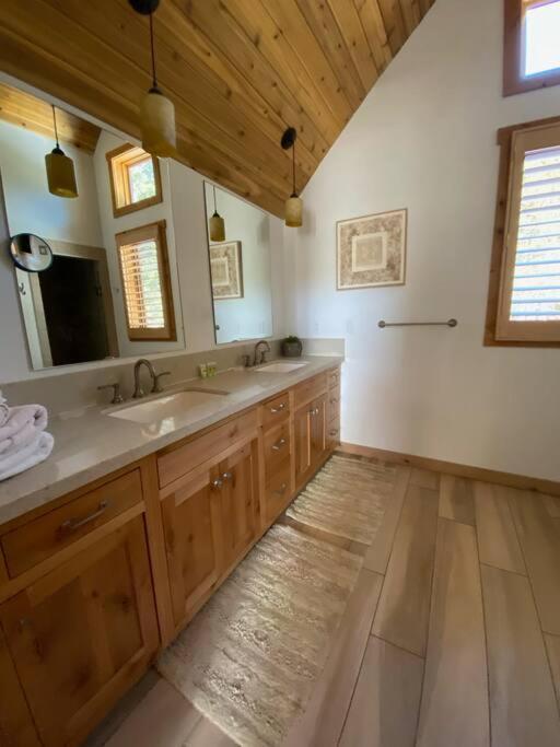 Familyfuncabin Tahoma Exterior photo